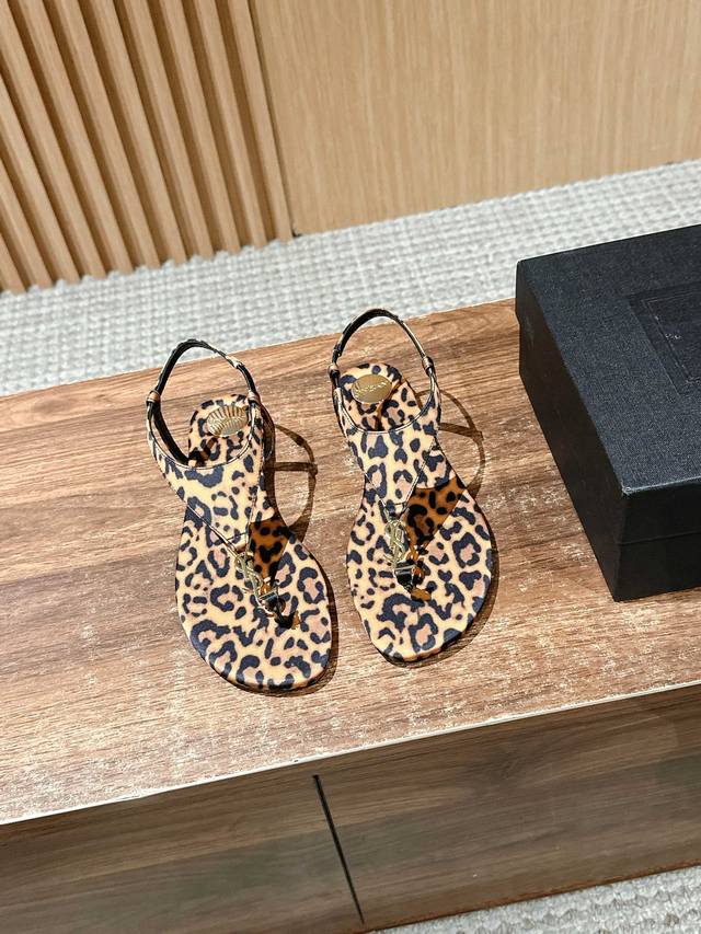 2025 Spring/Summer hit Abing Wang lace mule high-heeled half-slippers What is a
