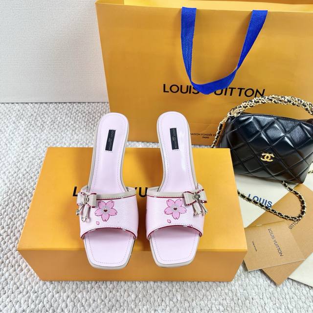 Valentin*25Ss bow-knot pointed shoes The bow-knot element is sweet and age-reduc