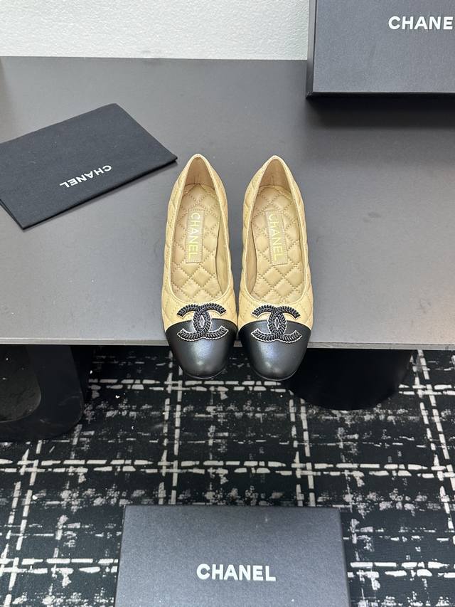 Price: Louis Vuitton Spring/Summer Shoes Series The co-branded Mary Jane fashion