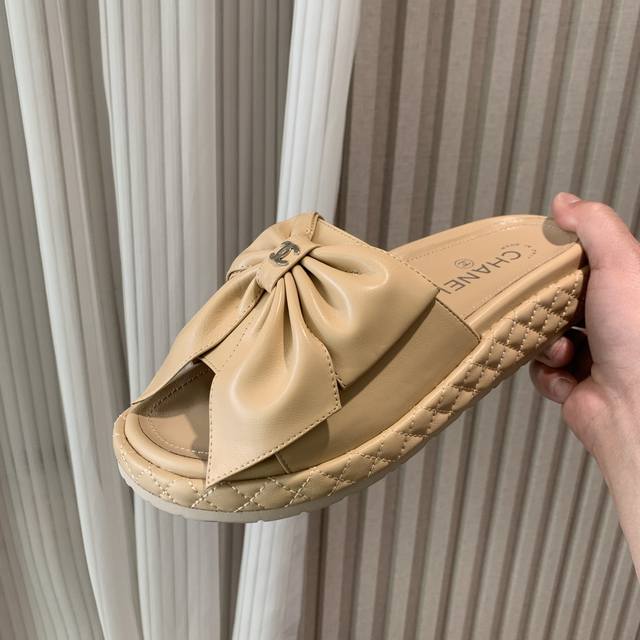 Dior slippers are a hit, with multiple colors to choose from. The first pair of
