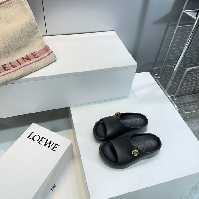 Louis Vuitton's new slippers with multiple colors are now on sale, 1:1 high-end