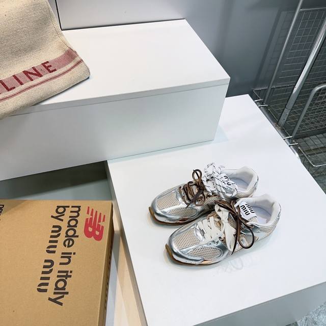 Louis Vuitton autumn and winter new wool shoes are on sale, 1:1 high-end customi
