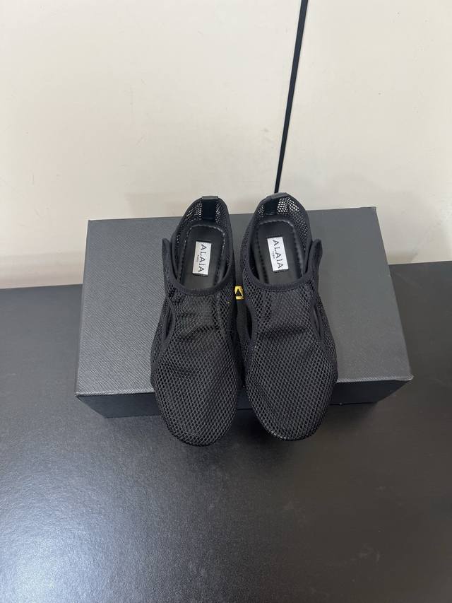 Dior 25Ss summer high version new thick-soled slippers Simple and versatile. Per