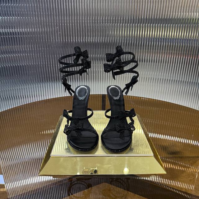 Chanel25S new beautiful hollow Sling-Back sandals Sling-Back was launched in 195
