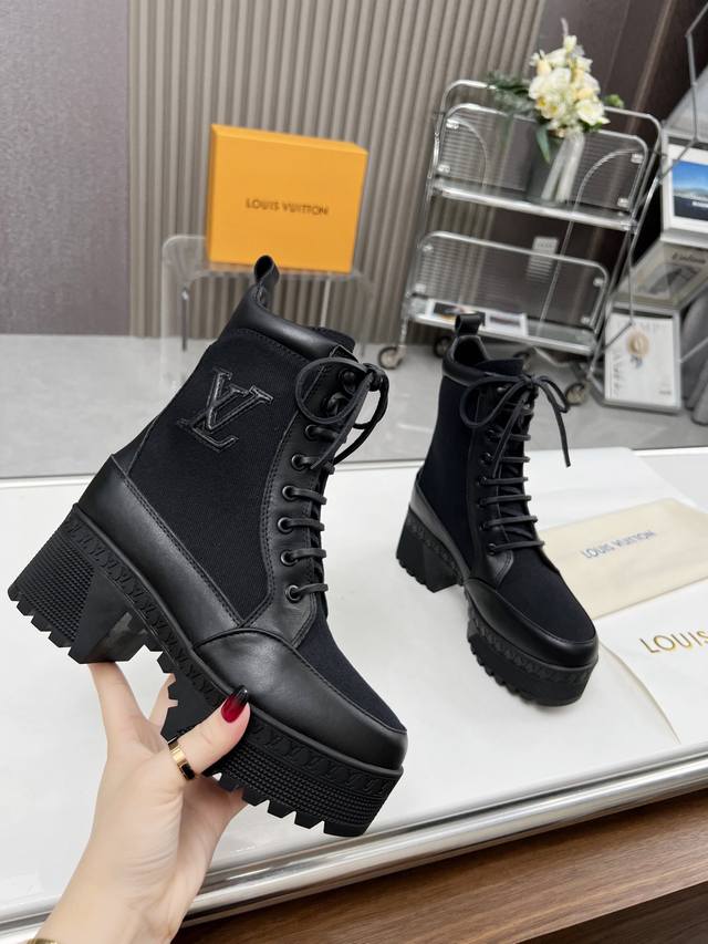 Women's and Men's models High-end version High-quality brand outsole Dolce & Gab