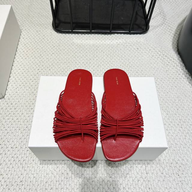 High version men + 10 women's same style New product on sale, same style as the