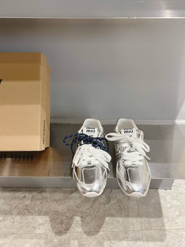 Celine new product Arc de Triomphe lazy slippers top quality running volume Look
