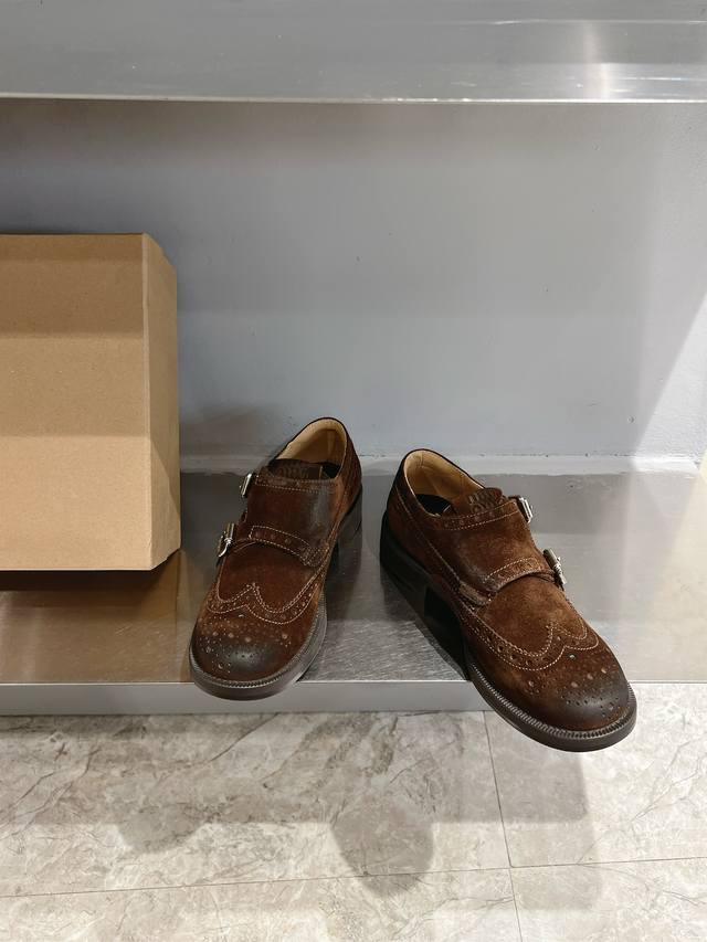 Celine's new product Arc de Triomphe slippers, top quality running model Look fo