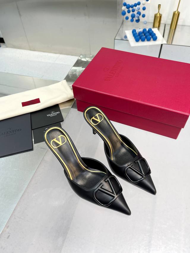 Loewe 2025 summer new models are now on the market, original hot-selling jeans s