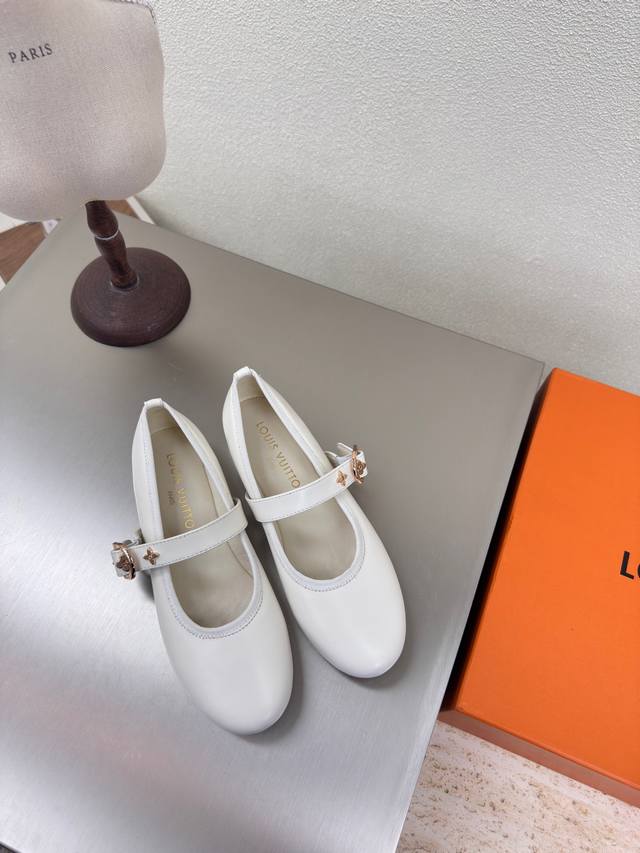 Loewe X On Cloudtilt Angpao joint Loewe lightweight breathable non-slip wear-res