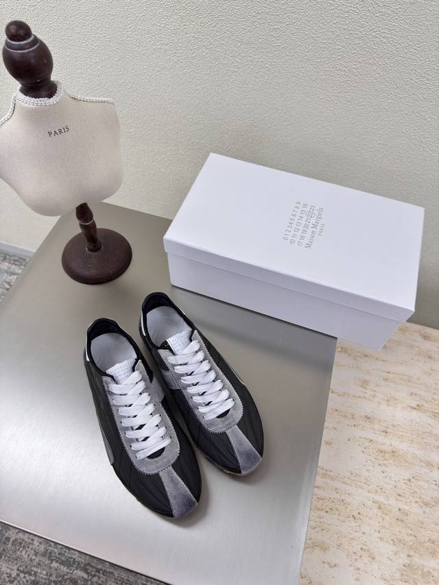 Exclusive top version, long-term product Loewe's latest color matching Dexterity