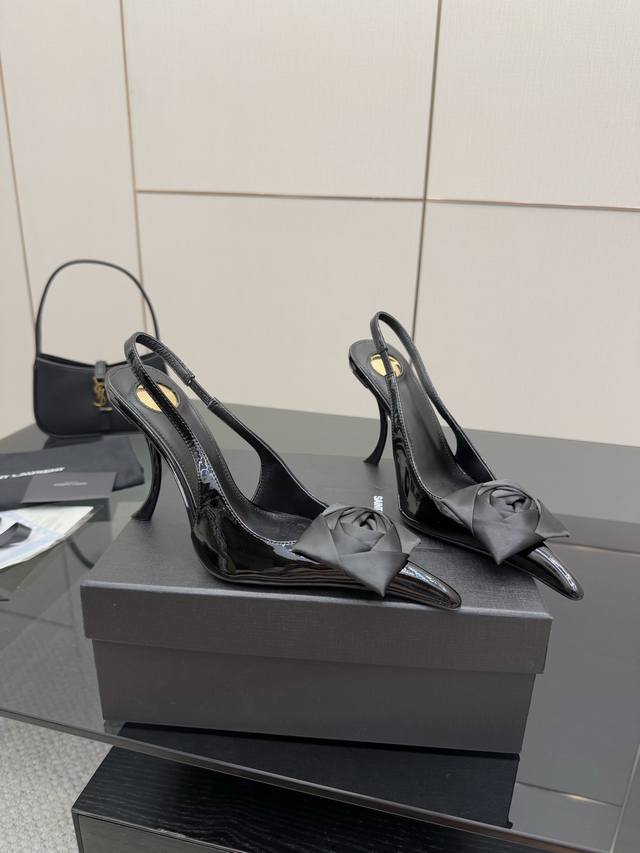 High quality factory! Top quality Celine 2025 spring and summer new sandals Arc