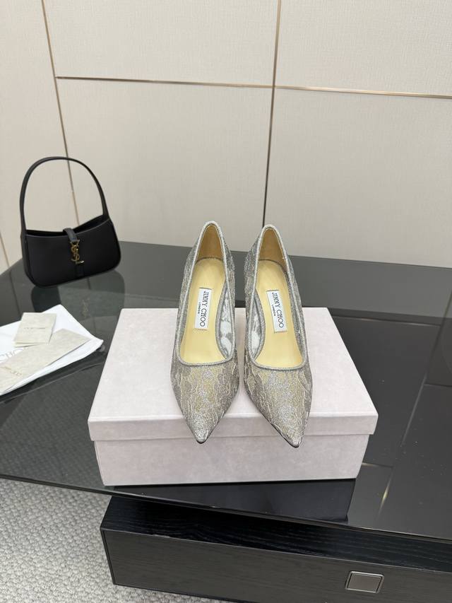 Chanel classic stiletto kitten heel high heel flip flops, patent leather fabric,