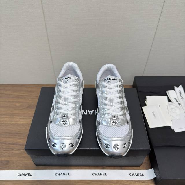 Dior Dior 2025 Leather Dior Dior is superb. As a Dior signature design, the sole