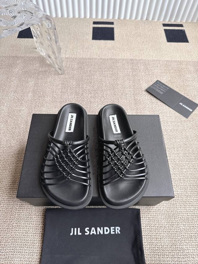 Mesh leather 20 Miumiu X Nb has a new joint sneaker! ! The previous Miu Miu X Ne