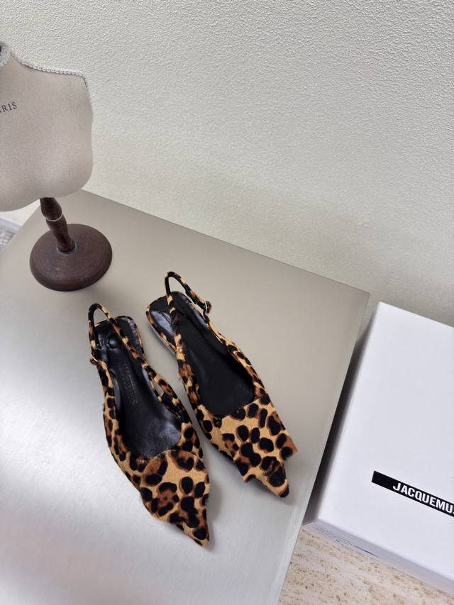 High version Loewe's new version of the mesh big-head sneakers Ballet Runner2.0