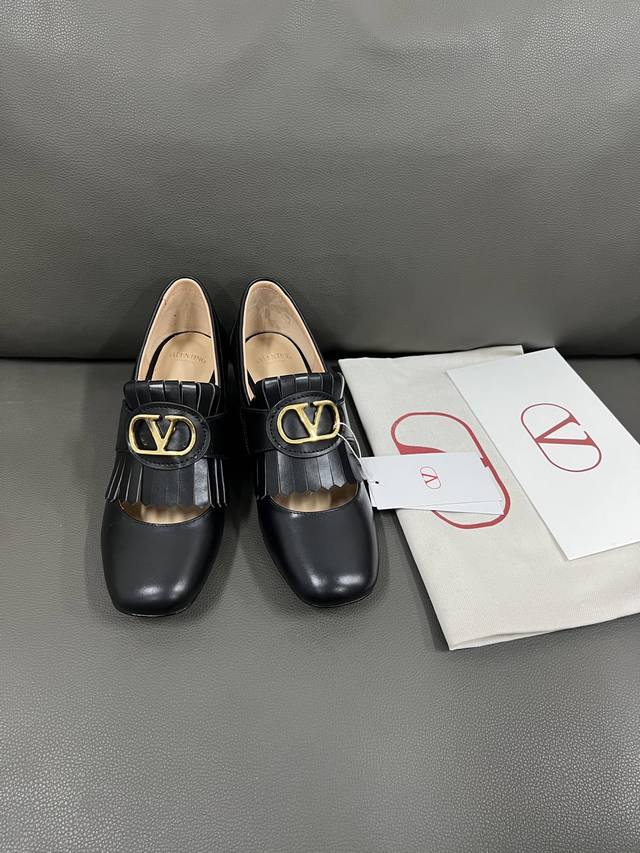Alaia mesh ballet flats. Top grade. Super popular, super comfortable and beautif