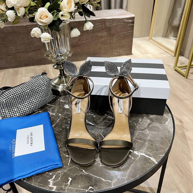 Price: Chanel* Chanel 2025Ss latest casual shoes, currently super popular biscui