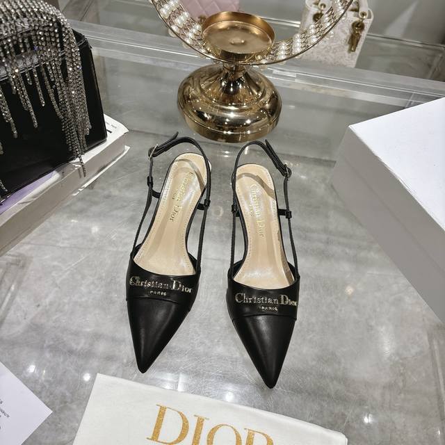 Alexander Mcqueen Sun] The latest spring shoes of the top board are leading the