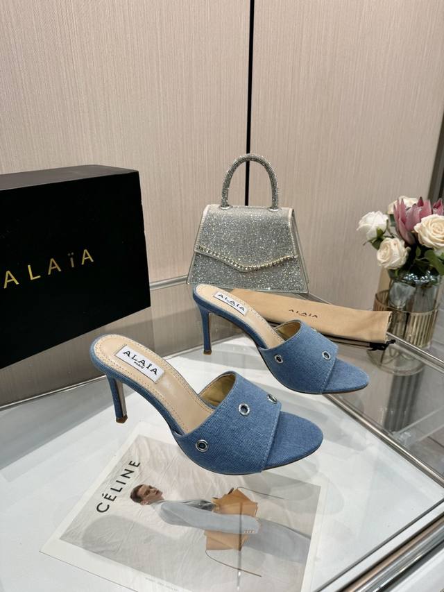 Miumiu Miu Miu 25 Spring and Summer new American retro style biscuit shoes casua