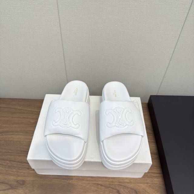 Chanel Panda Shoes! 2025 top-level casual sports shoes This classic design; the