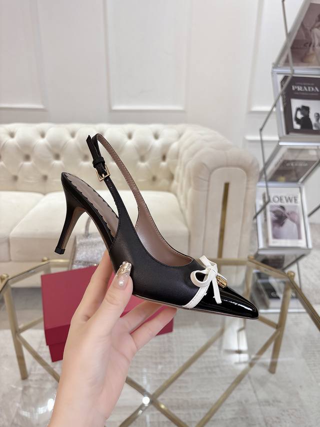 Price: Brand: Lemaire 2025 spring and summer new monk shoes French lazy, simple