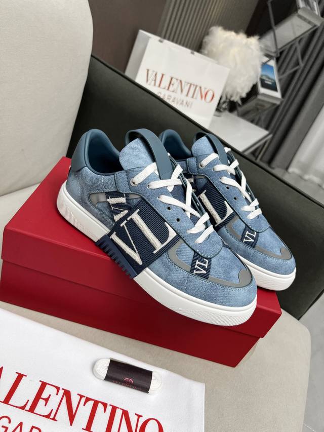 Couple's L*Skate sneakers - Thick-soled lace-up sneakers, made of top-grain cowh