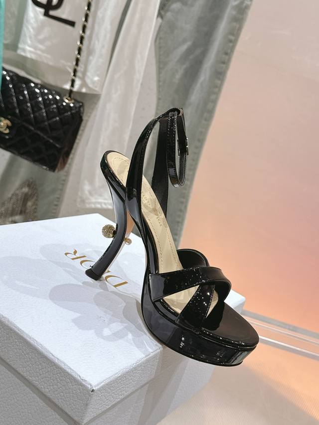 Tiffany color: H-shaped mid-heel Oasis series mid-heel sandals Factory