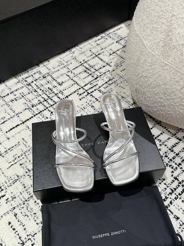 Factory: Exclusive top version Neous niche fashion brand 25Vs spring and summer