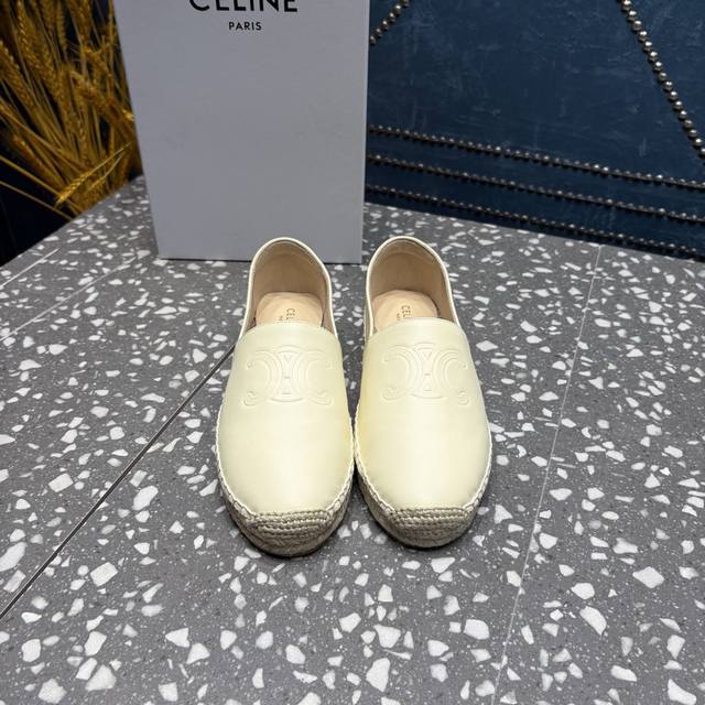 Factory: Exclusive top version of couple chain clause Balenciaga 25Vs spring and