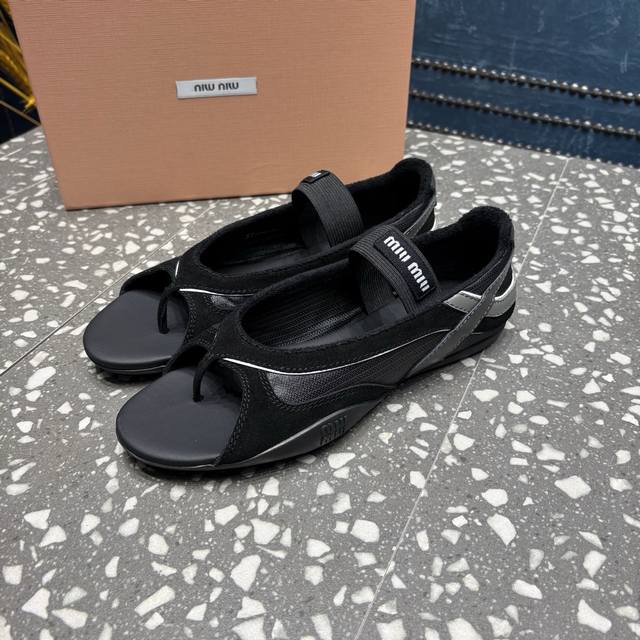 Miu Mi* Spring and Summer New Products Purchasing Level I am a detail control Fa