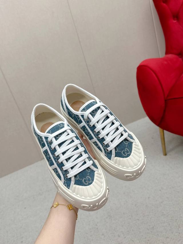 loafers The design of this shoe is simple but not simplistic. The unique large h
