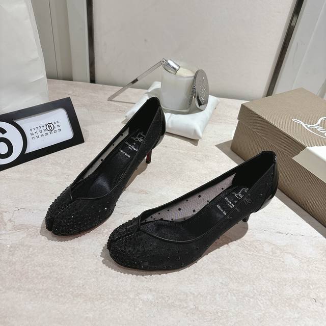 Impulse price: Leather sole + 40 Fw:: Baguette Fendi single shoes Fendi Shoes Fa