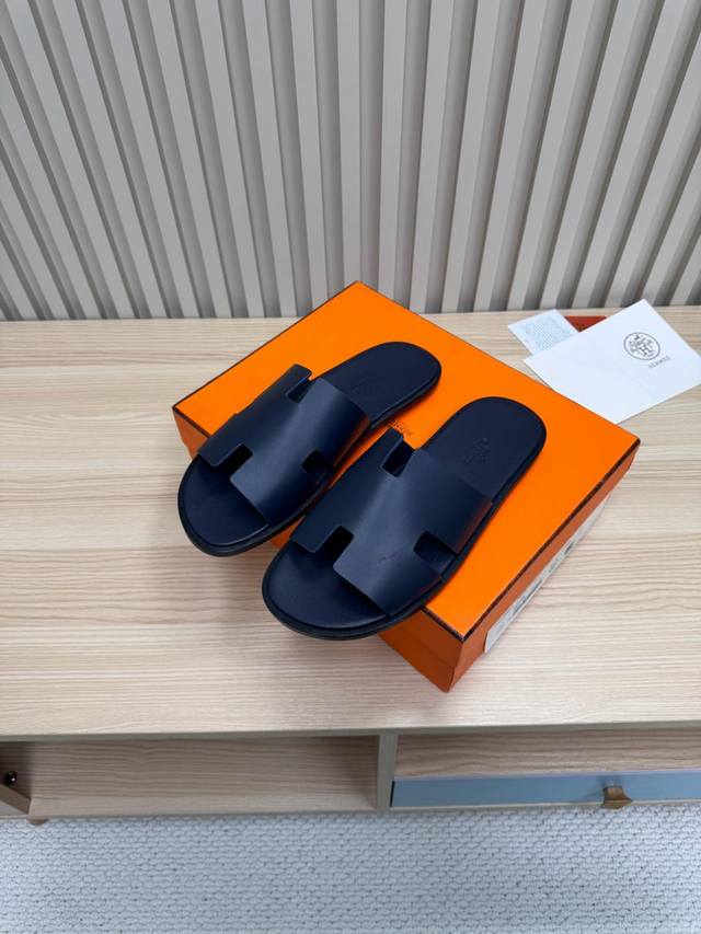 Price: Miu M25 latest hit Chanel style flat slippers European and American celeb