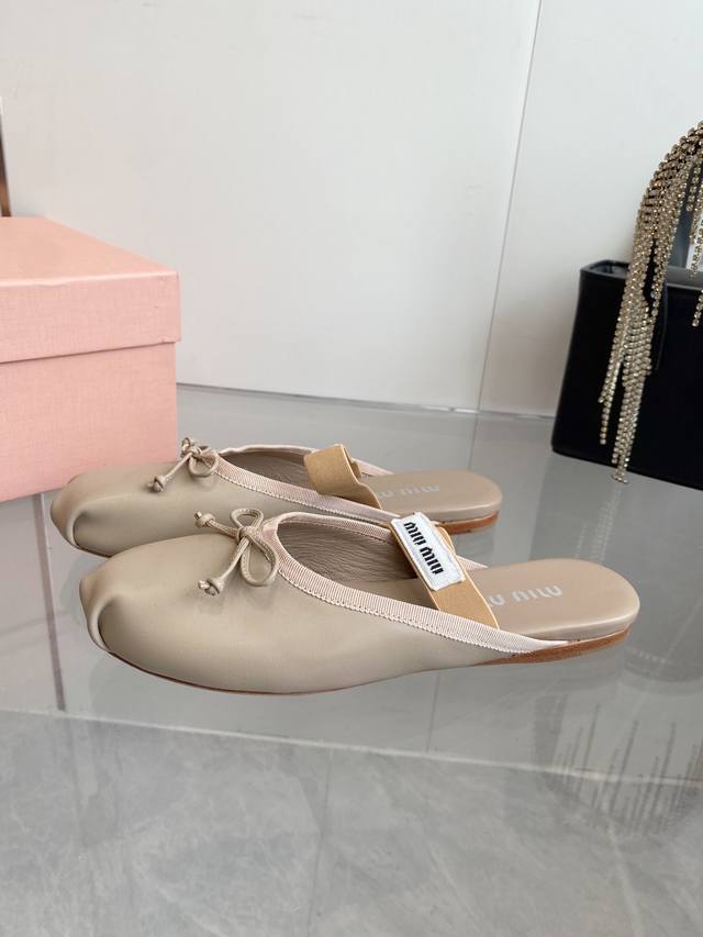 Factory price Gucci 25Wf Spring and Summer New Product Double G Buckle Beach Vel
