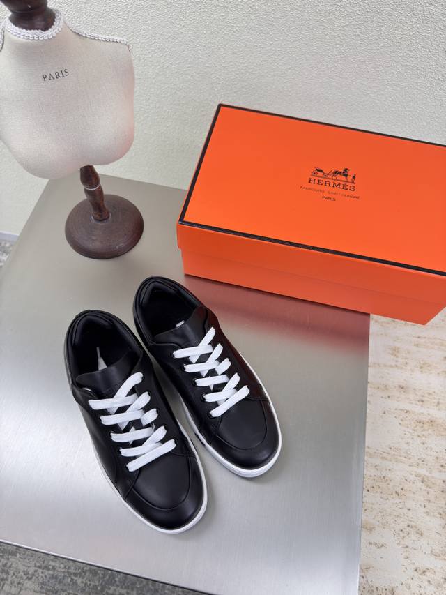 Mesh leather Miu's new style old dad shoes with thick soles instantly turn your