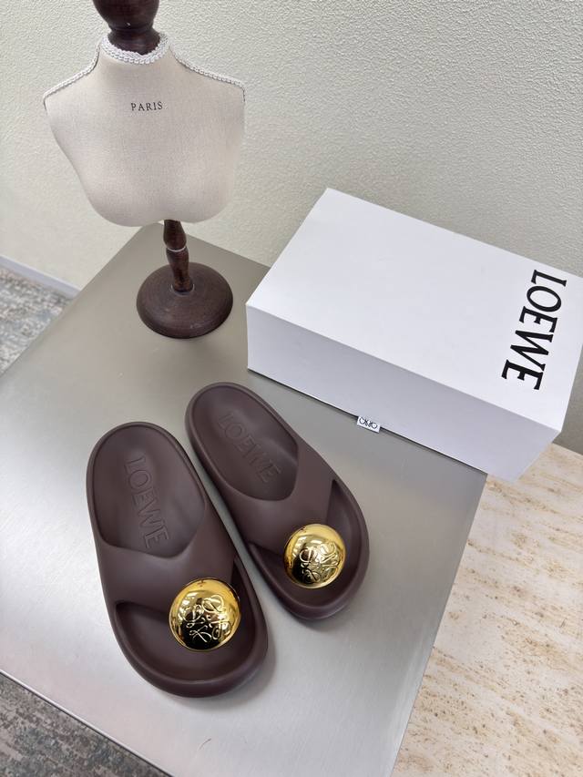 Prada 2025Ss new spring and summer products are on sale. Mary Jane flat ballet s