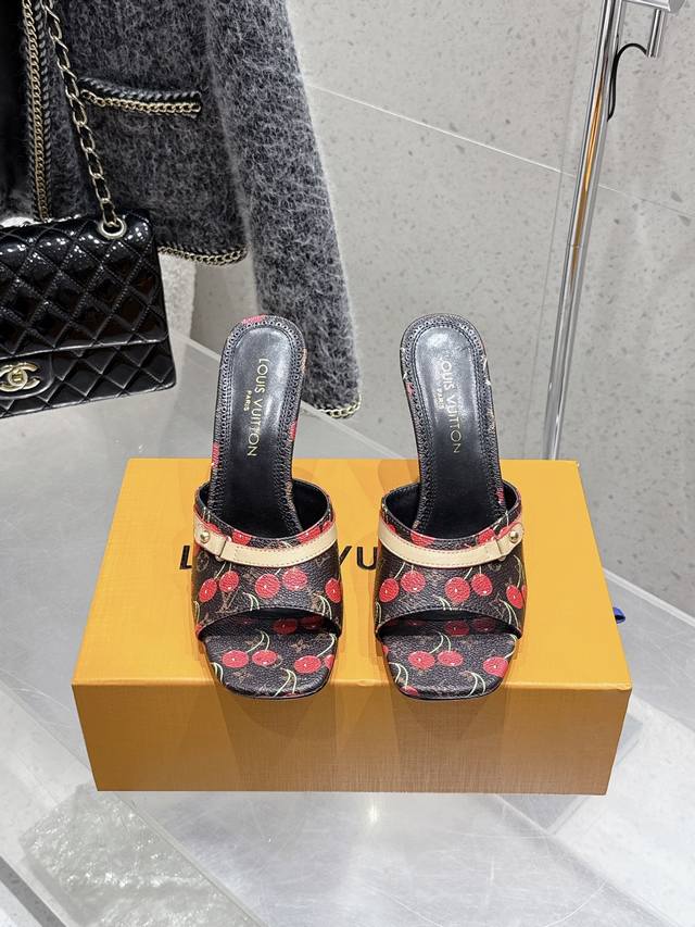 High version Chanel sandals Chanel*