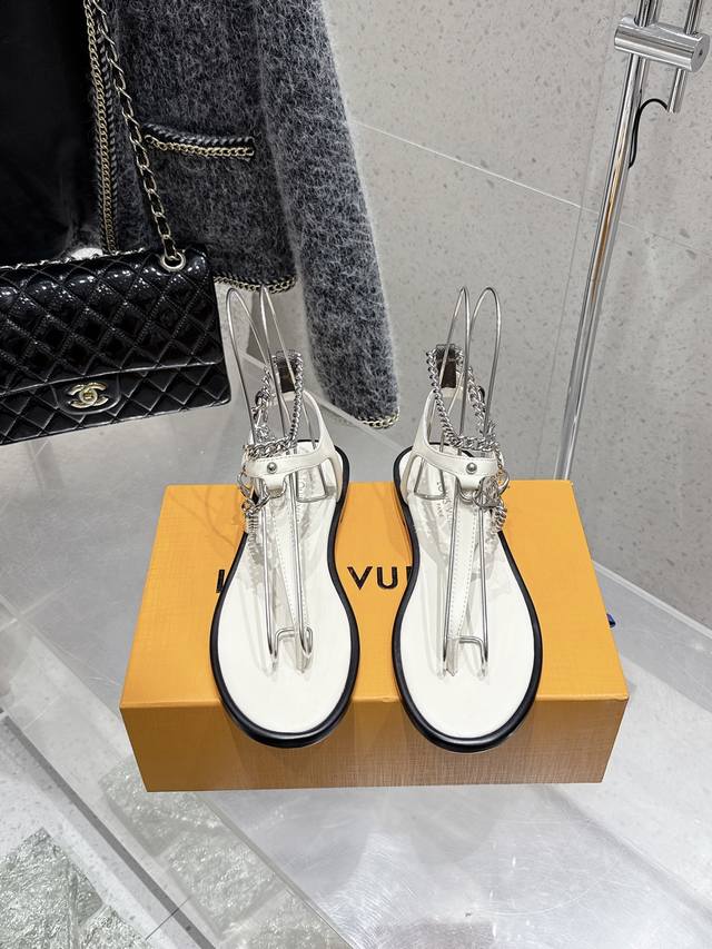 High version Chanel single shoes Chanel*