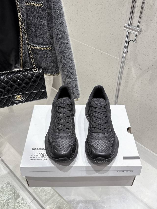 Price P: Gianvito Rossi Gianvito Rossi Move with ease. This stylish high-heeled