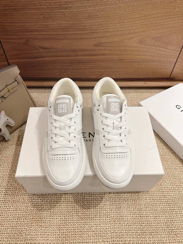 2025 Gucci new model, size 35-44, factory price P, leather sole plus 30