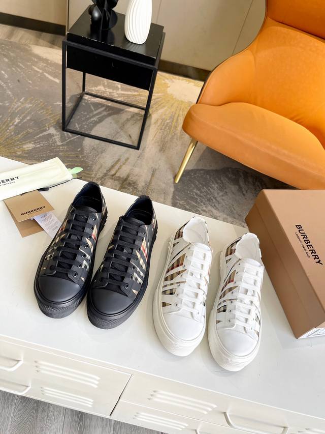 2025 early spring new Magda Butrym pointed pearl satin ballet flat shoes Simple