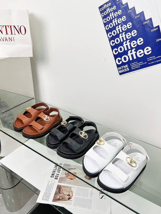 Factory, Gucci 2025 spring and summer latest hit flip-flop sandal series round h