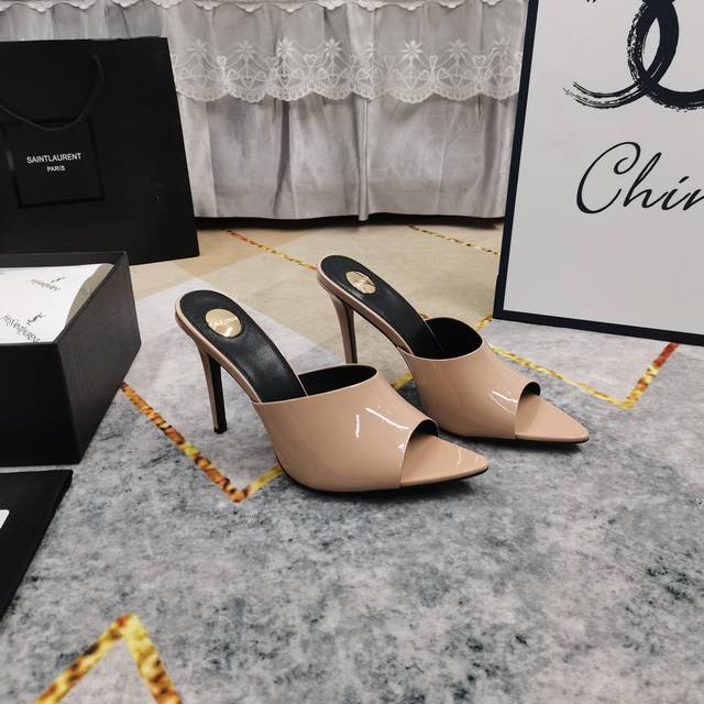 Factory, Gucci 25 summer latest hit flip-flop sandals series round toe thong san