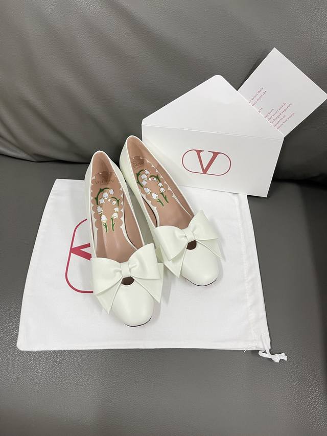 Top version Original box Christian Louboutin 2025S original product Cl new strap