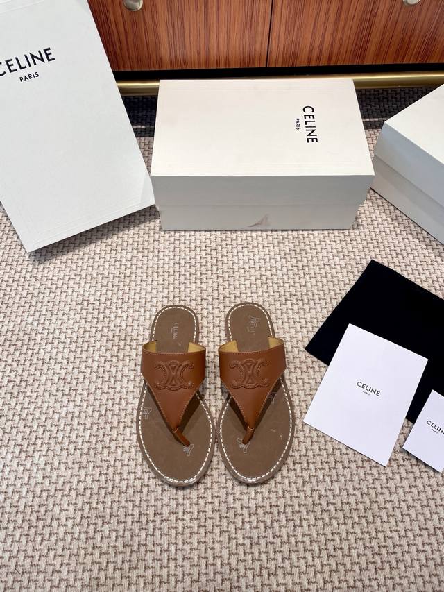 Louis Vuitton Spring and Summer Velcro Zipper New Men's Slippers Sandals Cowhide