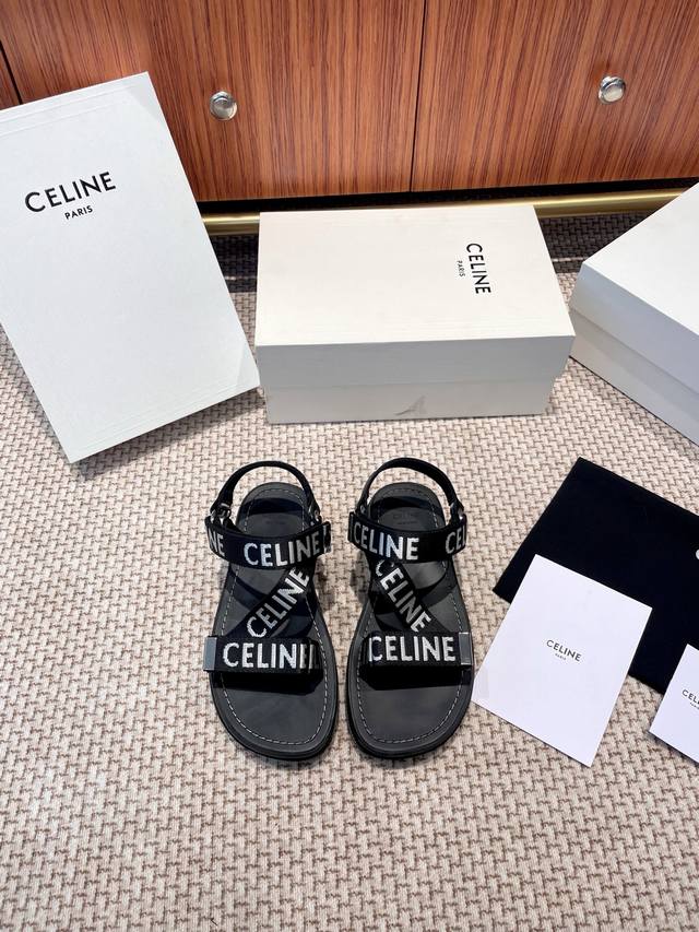 Louis Vuitton Spring and Summer Velcro Zipper New Men's Slippers Sandals Cowhide