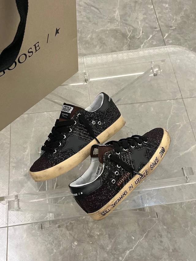 1744392FFF, Gucci's latest limited edition thick-soled slippers. Top quality for