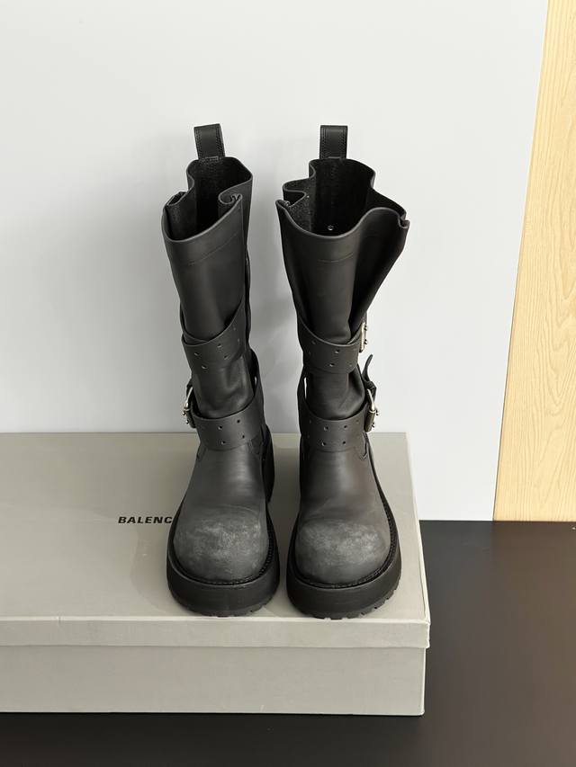 Top quality Miumiu 25 Spring/Summer catwalk new arrival ~ thick heel round toe M