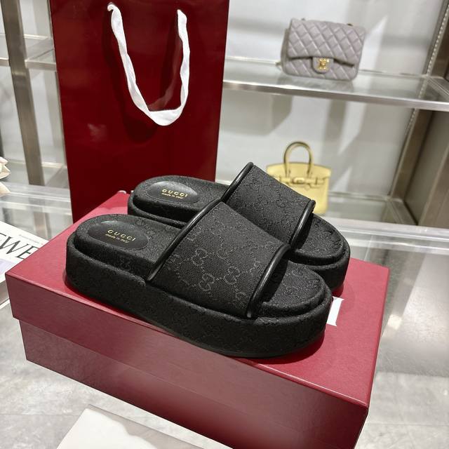 Louisvuitton, the latest summer model for 2025, available at the counter, origin
